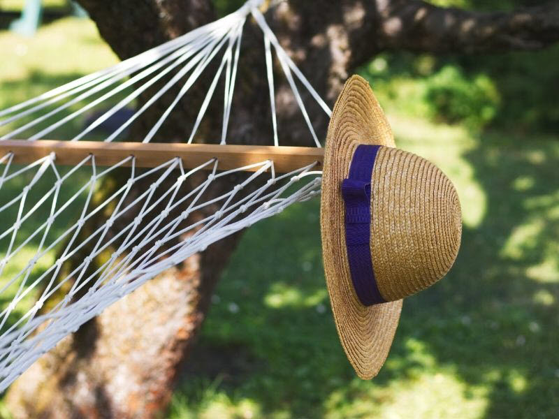 Accessoires de paille : tous les conseils pour mettre en valeur la tenue parfaite
