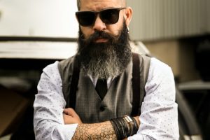 Comment porter des bijoux vikings en terrasse suite au déconfinement?