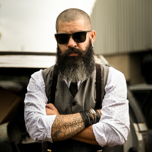Comment porter des bijoux vikings en terrasse suite au déconfinement?