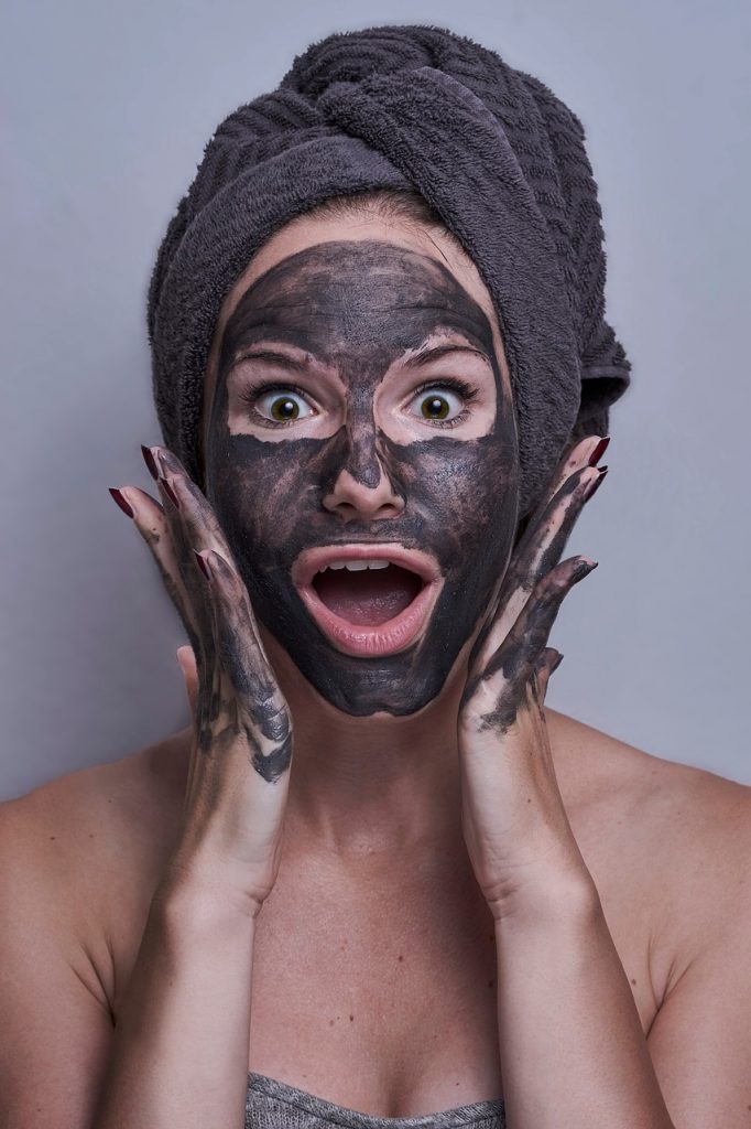 Comment mettre un masque sur le visage ?