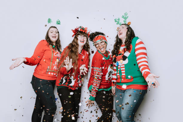 Comment porter le pull de Noël tout en restant élégante ?